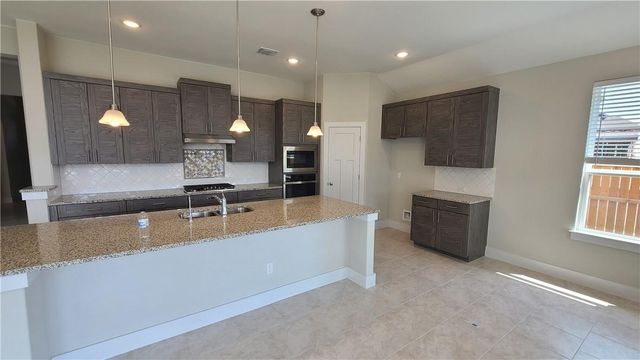 2116 Palmera Ridge BLVD, Leander, TX 78641