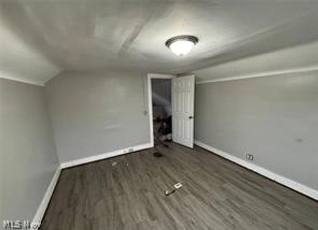 3707 Newark Avenue, Cleveland, OH 44109