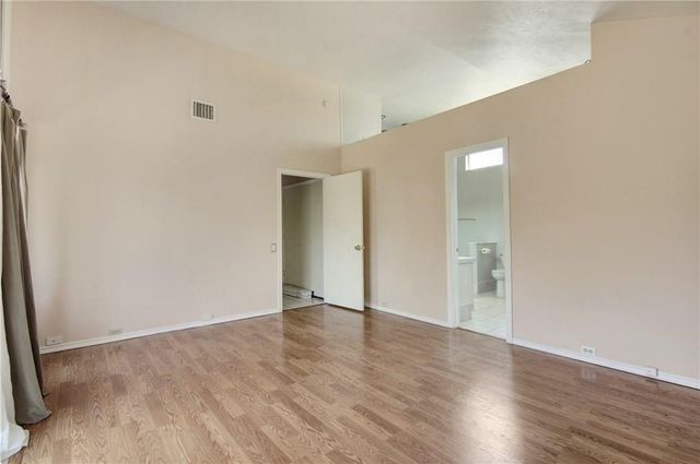 5801 Smoke Glass Trail, Dallas, TX 75252