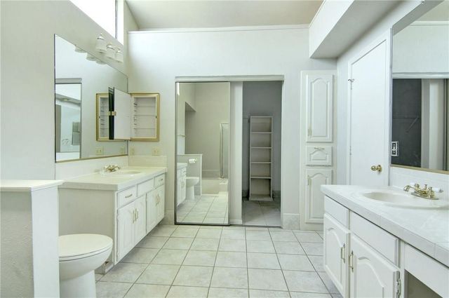 5801 Smoke Glass Trail, Dallas, TX 75252