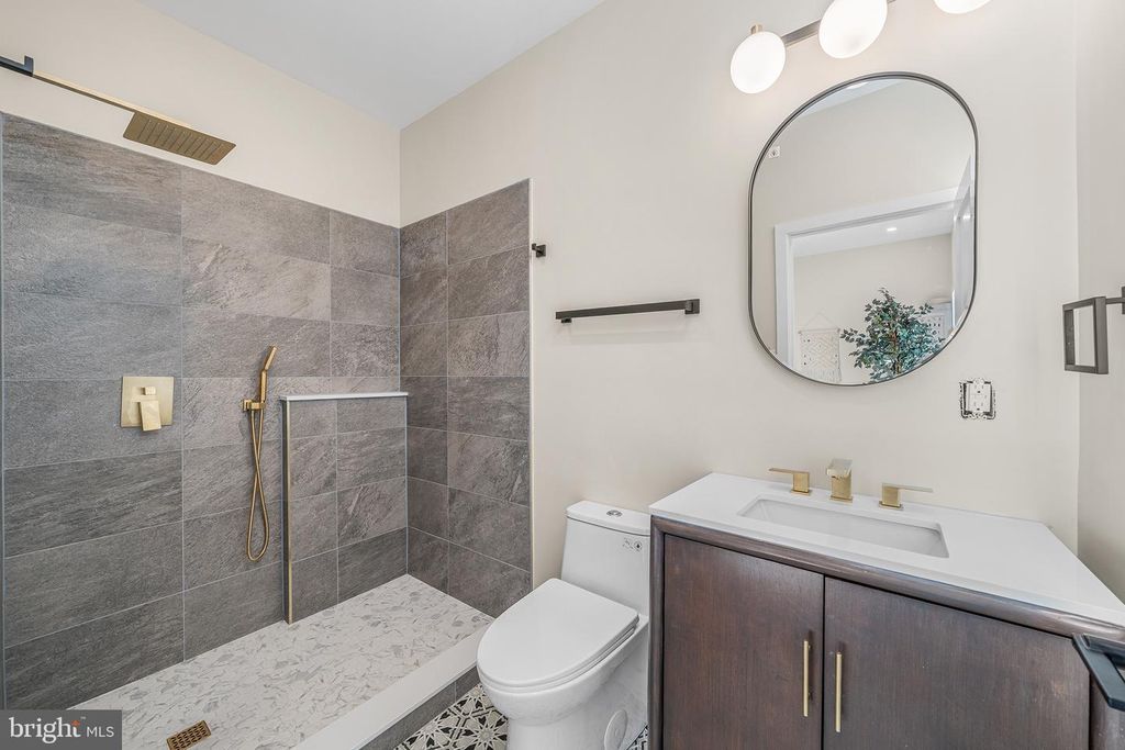 2713 LIVINGSTON ST, PHILADELPHIA, PA 19134 — photo 5