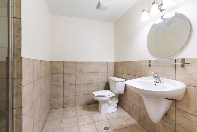 742 N LaSalle Street 5, Chicago, IL 60654