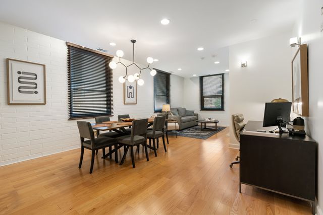 742 N LaSalle Street 5, Chicago, IL 60654