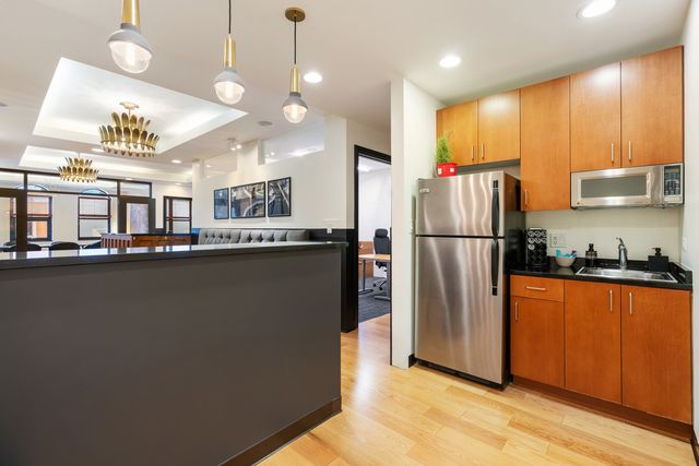 742 N LaSalle Street 5, Chicago, IL 60654