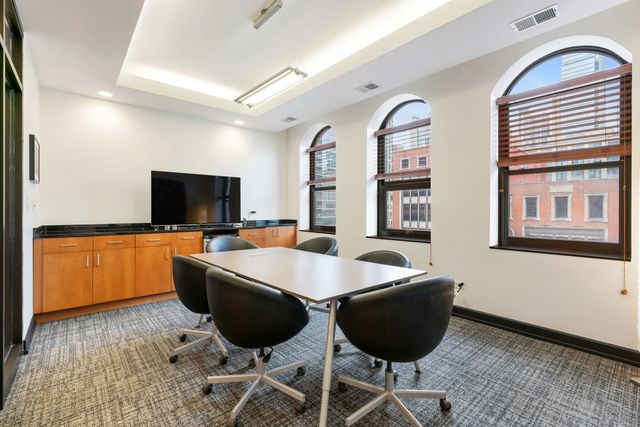 742 N LaSalle Street 5, Chicago, IL 60654