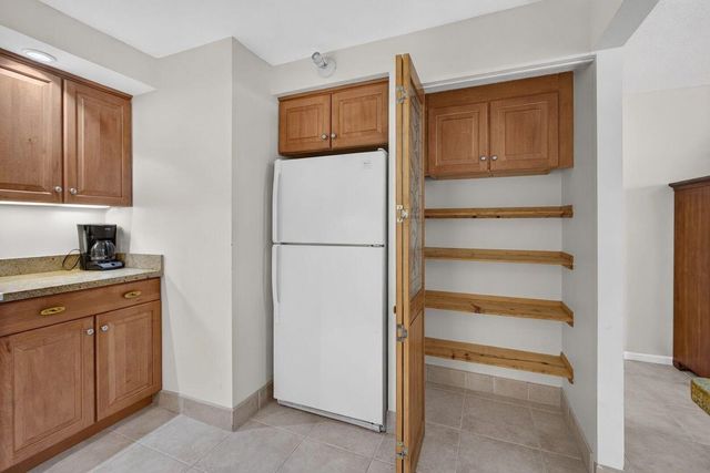 2800 N OCEAN Drive B-4A, Singer Island, FL 33404