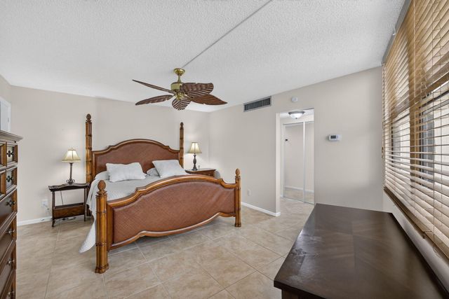 2800 N OCEAN Drive B-4A, Singer Island, FL 33404