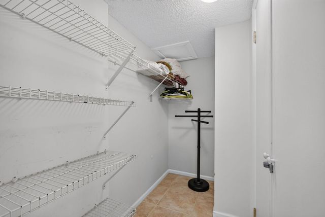2800 N OCEAN Drive B-4A, Singer Island, FL 33404