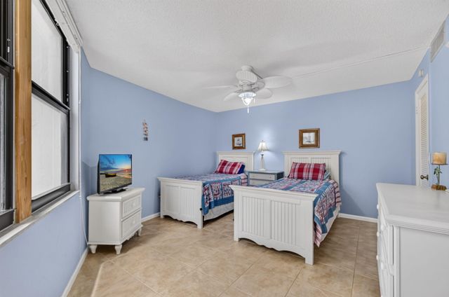 2800 N OCEAN Drive B-4A, Singer Island, FL 33404