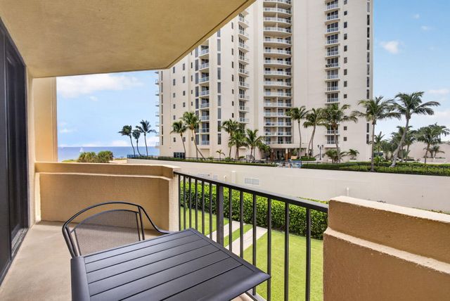 2800 N OCEAN Drive B-4A, Singer Island, FL 33404