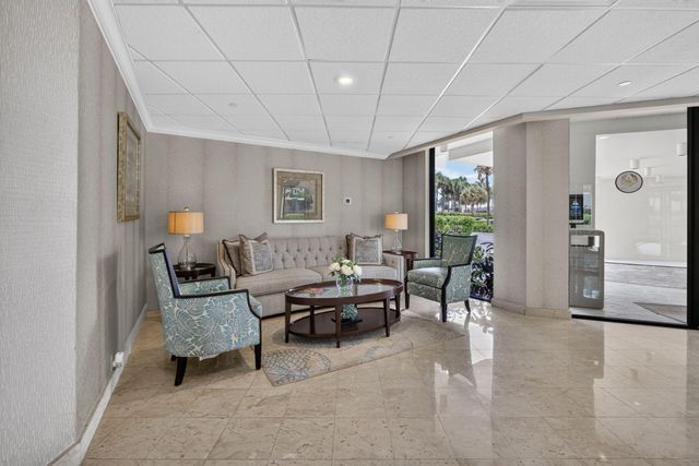 2800 N OCEAN Drive B-4A, Singer Island, FL 33404