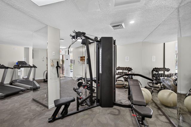 2800 N OCEAN Drive B-4A, Singer Island, FL 33404