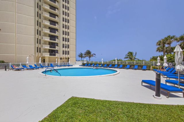 2800 N OCEAN Drive B-4A, Singer Island, FL 33404