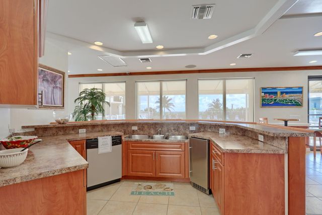 2800 N OCEAN Drive B-4A, Singer Island, FL 33404