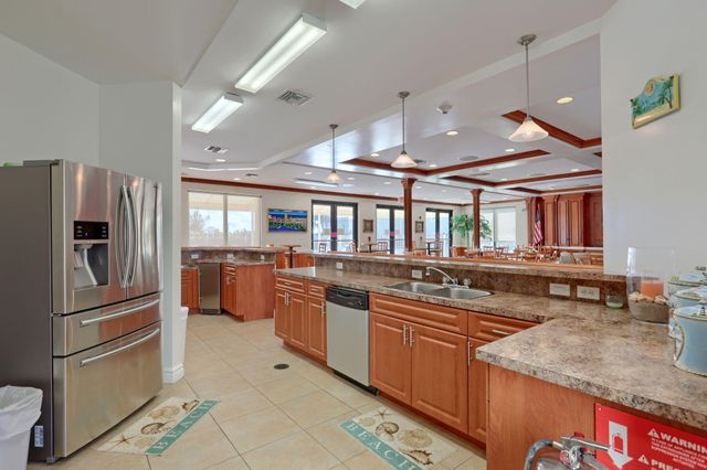 2800 N OCEAN Drive B-4A, Singer Island, FL 33404
