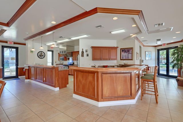 2800 N OCEAN Drive B-4A, Singer Island, FL 33404