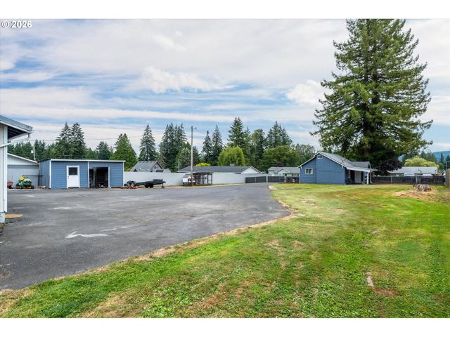 131 NIBLETT Way, Longview, WA 98632