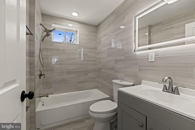 1314 ATLANTIC AVE, Camden, NJ 08104