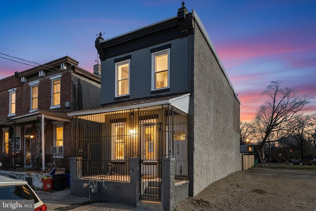 1314 ATLANTIC AVE, Camden, NJ 08104