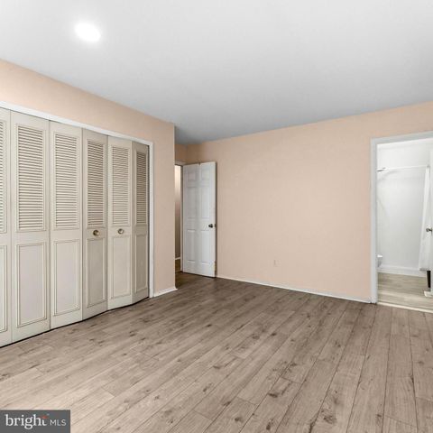 72 NEW CASTLE LN, Willingboro, NJ 08046