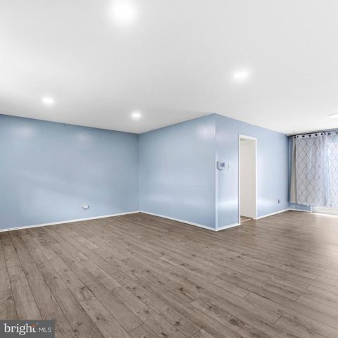 72 NEW CASTLE LN, Willingboro, NJ 08046
