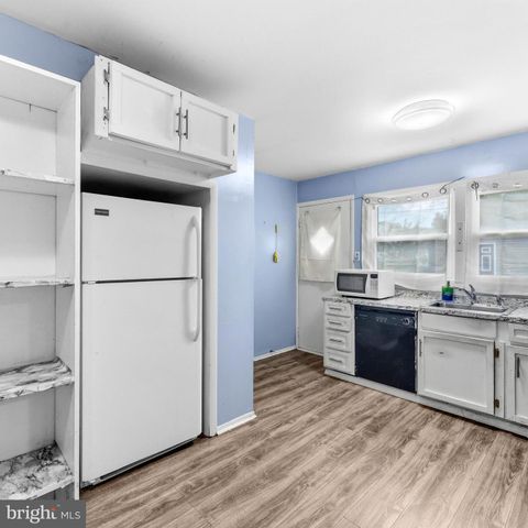 72 NEW CASTLE LN, Willingboro, NJ 08046