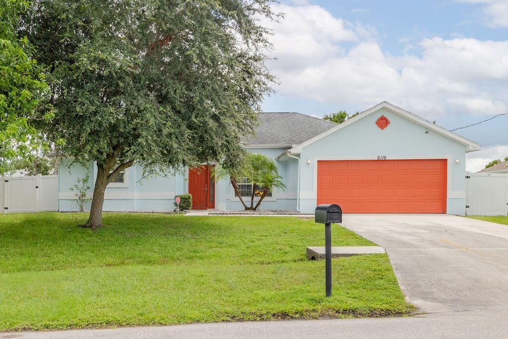 6116 NW Daroco Terrace, Port St Lucie, FL 34986