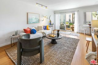 1154 S Barrington Avenue 201, Los Angeles, CA 90049