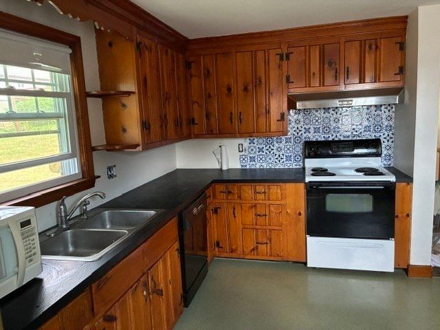 35 Superior Road, Worcester, MA 01604