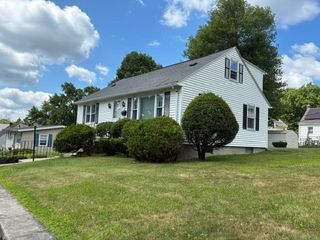 35 Superior Road, Worcester, MA 01604