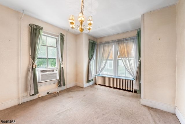 14 High St, Andover Boro, NJ 07821