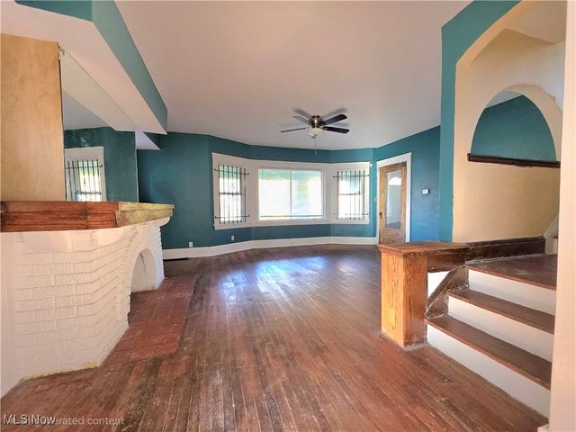 9112 Parmelee Avenue, Cleveland, OH 44108