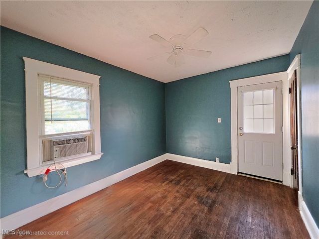 9112 Parmelee Avenue, Cleveland, OH 44108