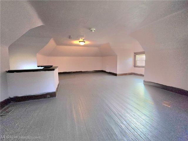 9112 Parmelee Avenue, Cleveland, OH 44108