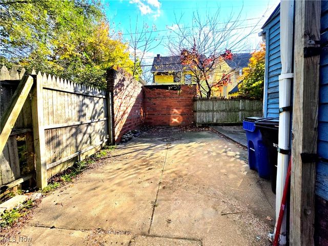 9112 Parmelee Avenue, Cleveland, OH 44108