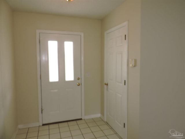 2052 Southwind Cir, Pensacola, FL 32506