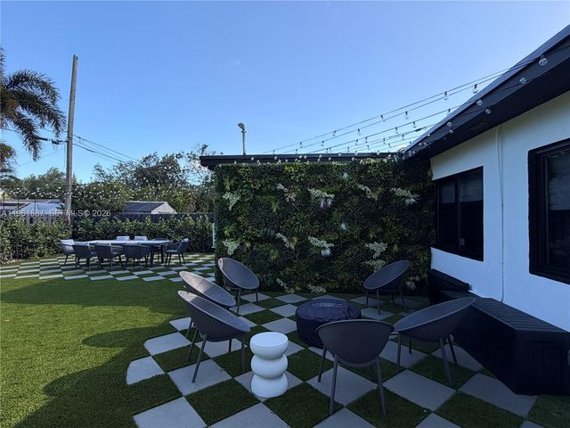 920 SW 50th Avenue, Plantation, FL 33317