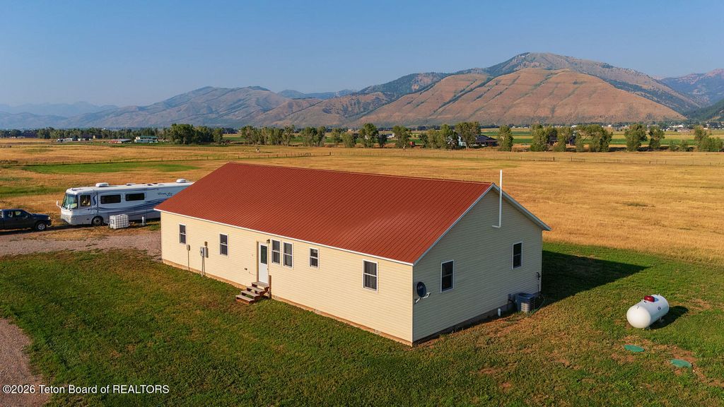 413 HARMON Lane, Afton, WY 83110 photo 3