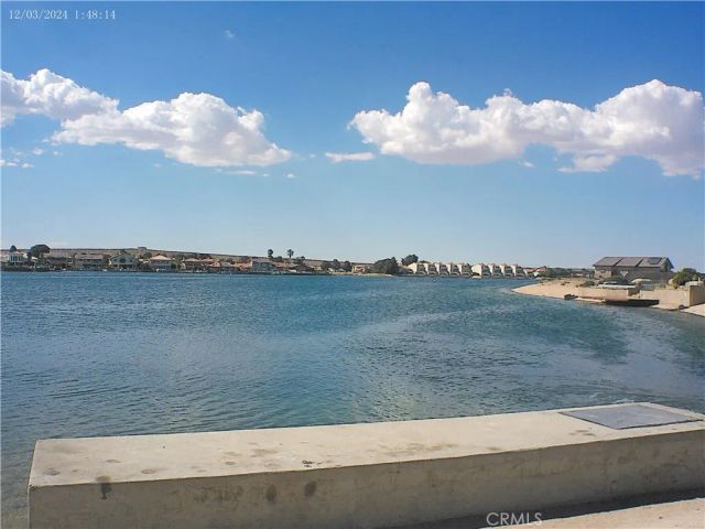 14804 Crofton Lane, Helendale, CA 92342