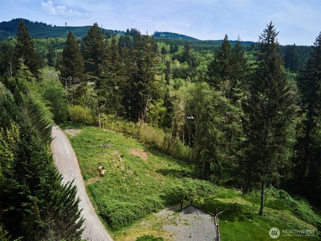 140 Skinner Road, Woodland, WA 98674