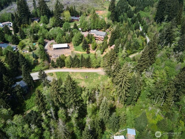 140 Skinner Road, Woodland, WA 98674