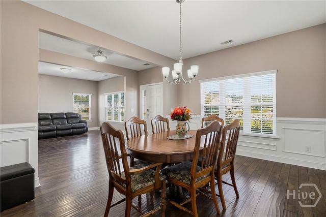 195 Sailmaker Lane, Richmond Hill, GA 31324