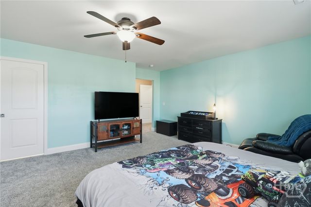 195 Sailmaker Lane, Richmond Hill, GA 31324