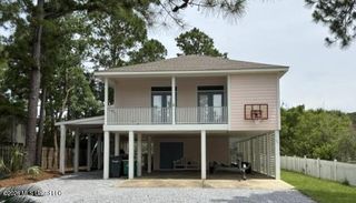 92 Elm Lane, Pass Christian, MS 39571