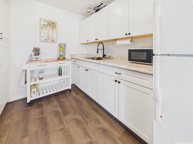 91-1079 Oaniani Street 11B, Kapolei, HI 96707