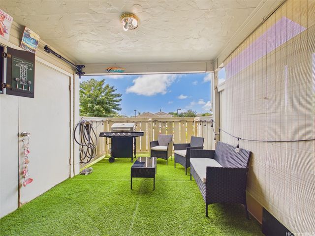 91-1079 Oaniani Street 11B, Kapolei, HI 96707