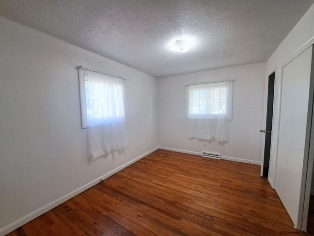 47 14TH ST, Wheatland, WY 82201