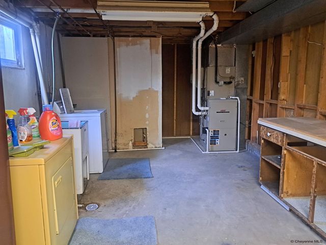 47 14TH ST, Wheatland, WY 82201