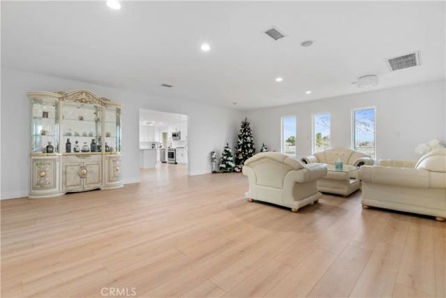6532 Birch Street, Rosamond, CA 93560