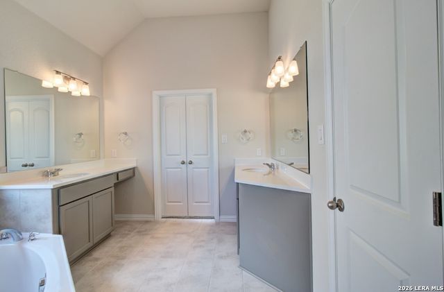 12173 Heartvine Parkway, Schertz, TX 78154
